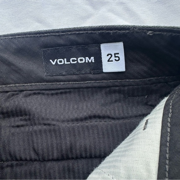 Volcom Boys Gray Shorts Size 10‎ - Picture 4 of 11